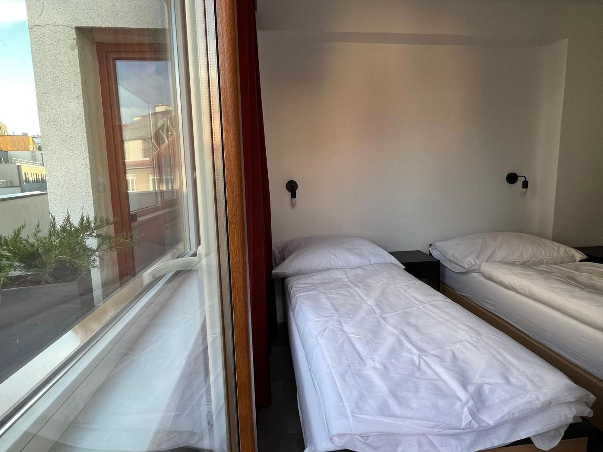 Izy Stay Hostel ברטיסלאבה מראה חיצוני תמונה